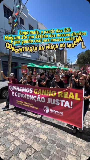 Vídeo do ato de rua com a faixa Queremos ganho real e convenção justa